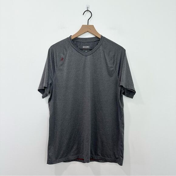 Rhone Sentry Short Sleeve V-Neck Performance Tee Shirt Gray size Large - Picture 1 of 6